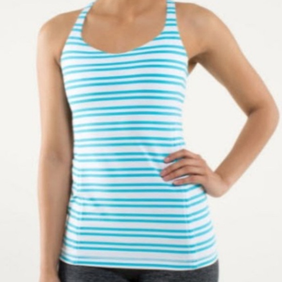 lululemon athletica Free to be. Tank .sz8 like new. Worn once. - Picture 3 of 3